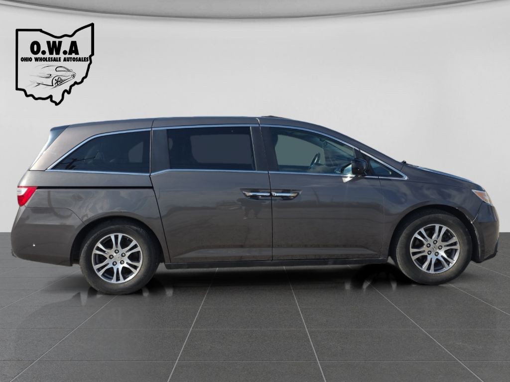 2012 Honda Odyssey Image 8