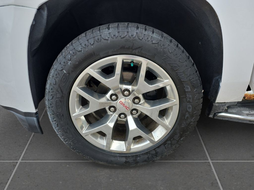 2015 GMC Yukon Image 12