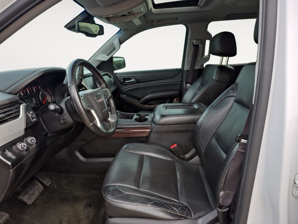 2015 GMC Yukon Image 13