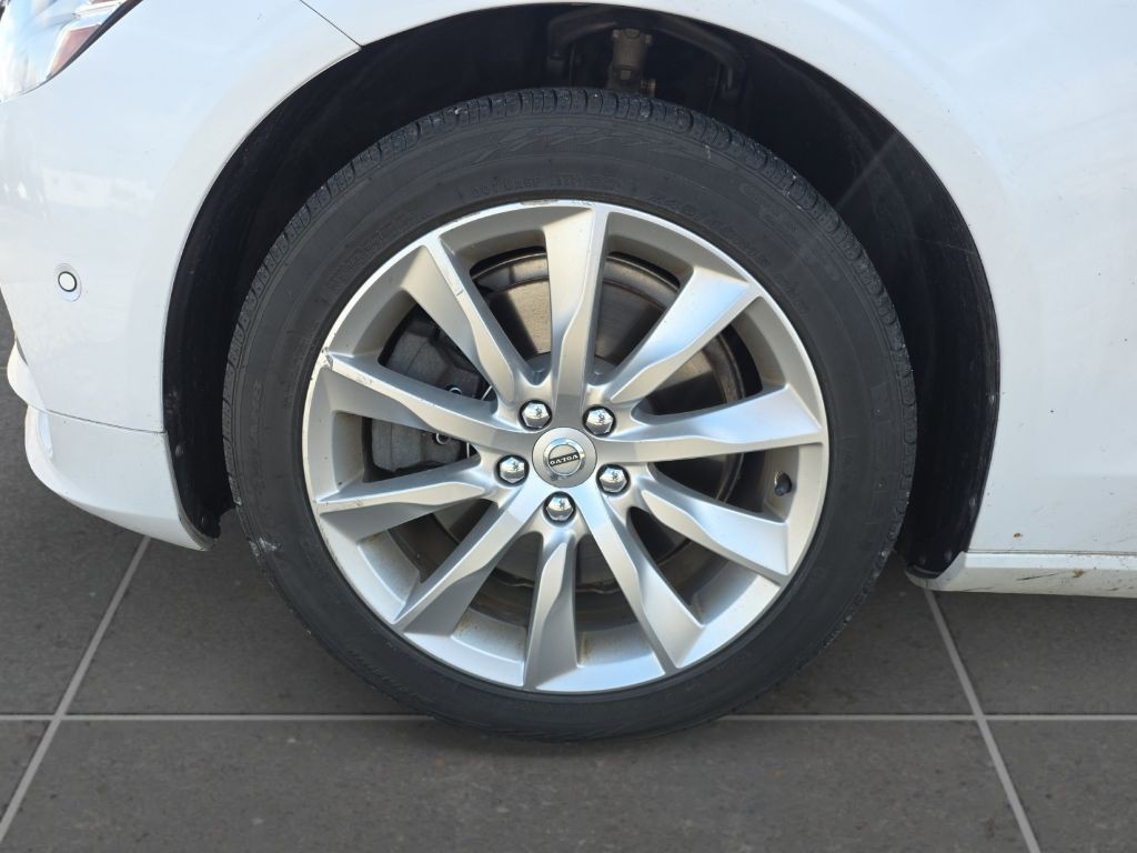 2018 Volvo S90 Image 14