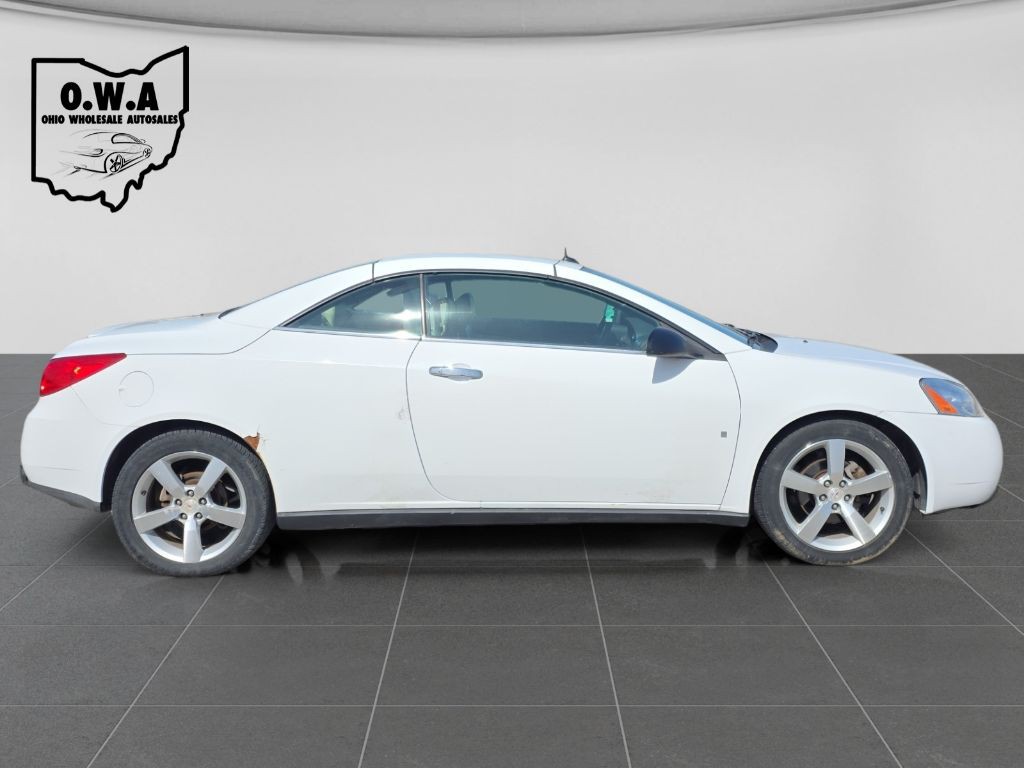 2009 Pontiac G6 Image 8