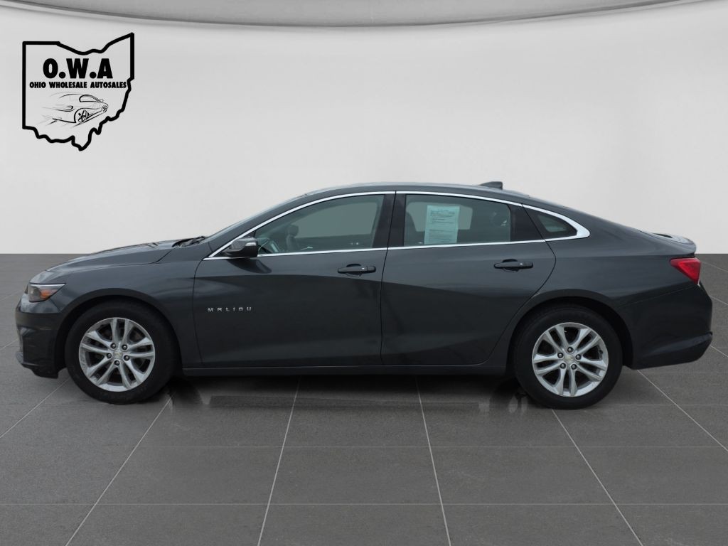 2018 Chevrolet Malibu Image 2