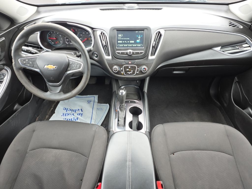2018 Chevrolet Malibu Image 15