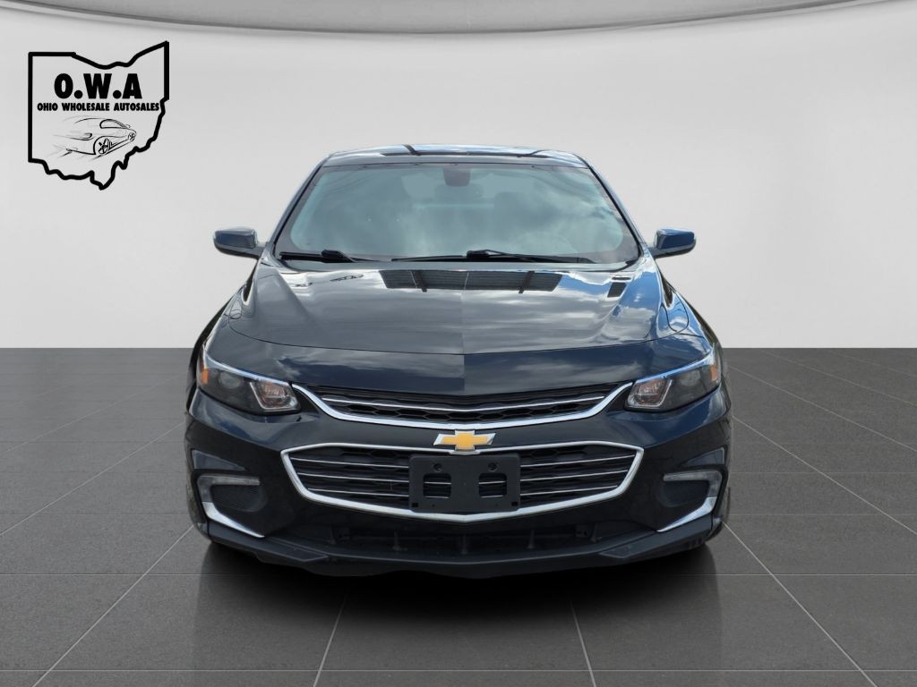 2018 Chevrolet Malibu Image 2