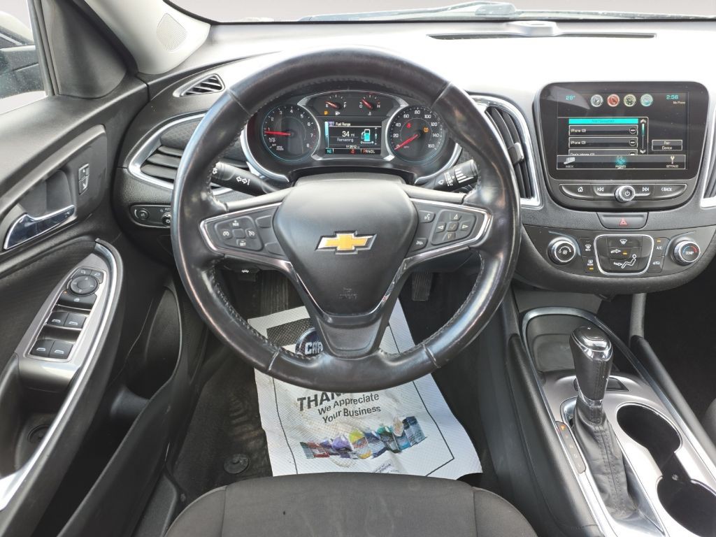 2018 Chevrolet Malibu Image 10