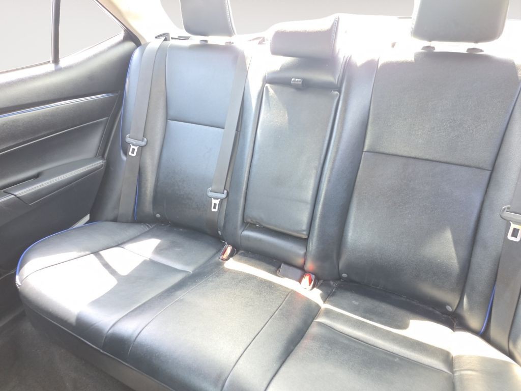 2018 Toyota Corolla Image 14