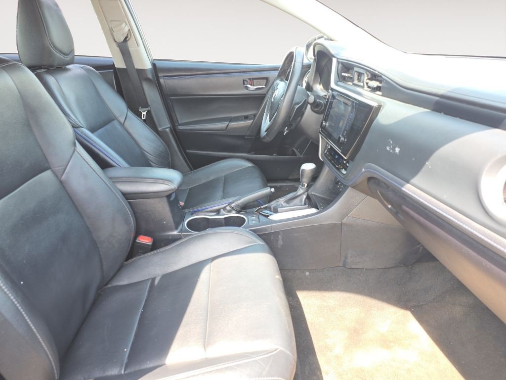 2018 Toyota Corolla Image 15