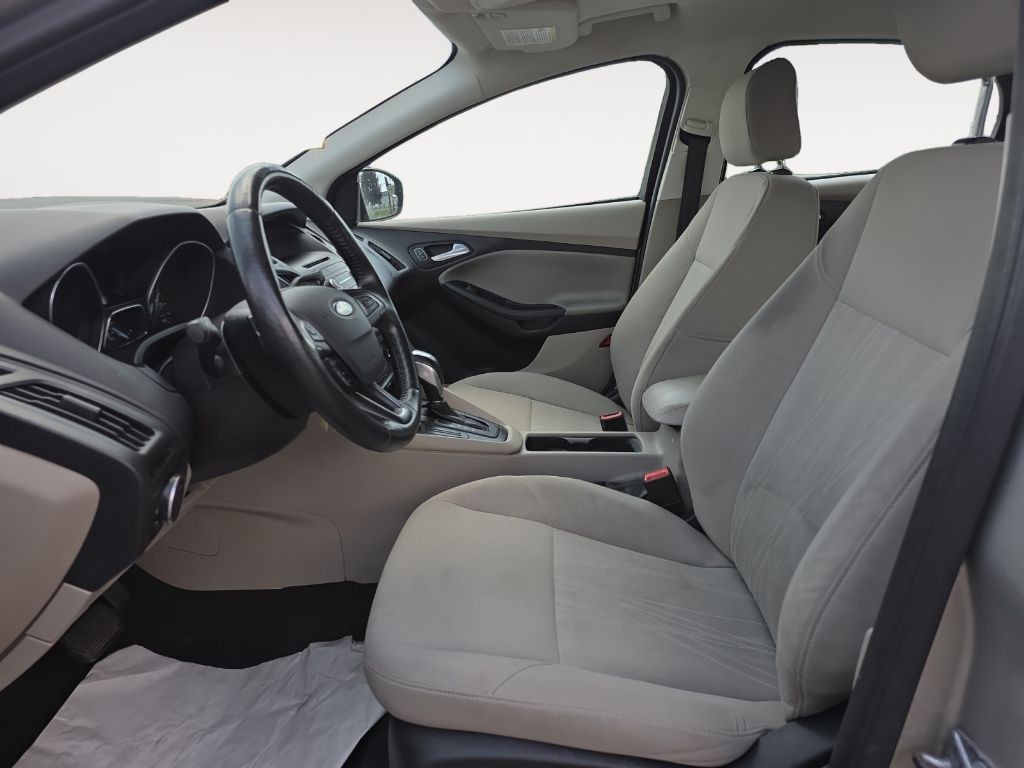2015 Ford Focus Image 3