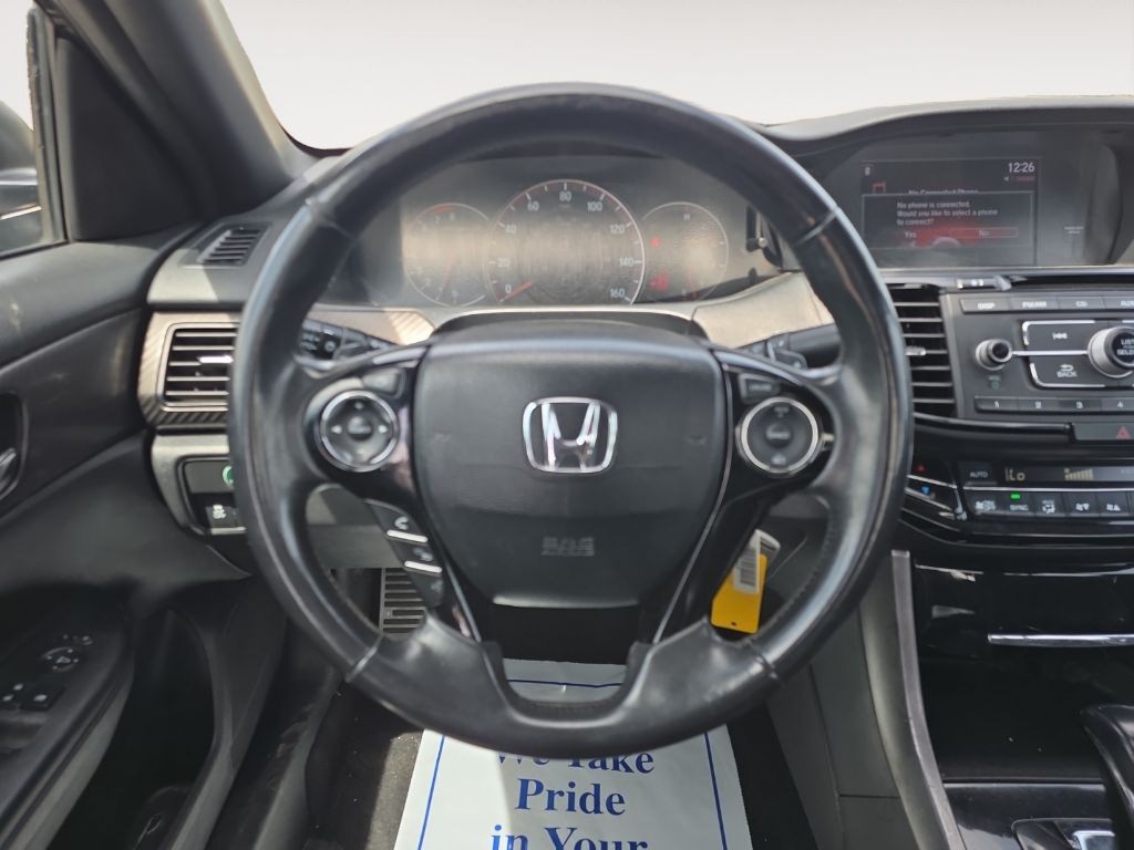 2017 Honda Accord Image 12
