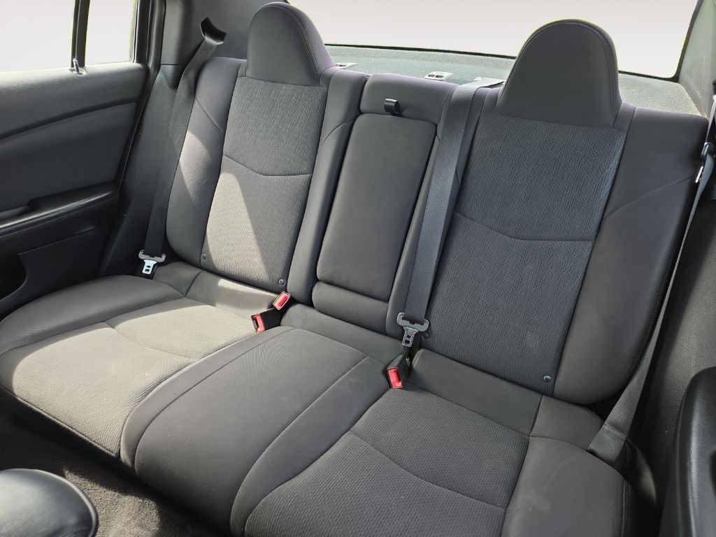 2013 Chrysler 200 Image 11