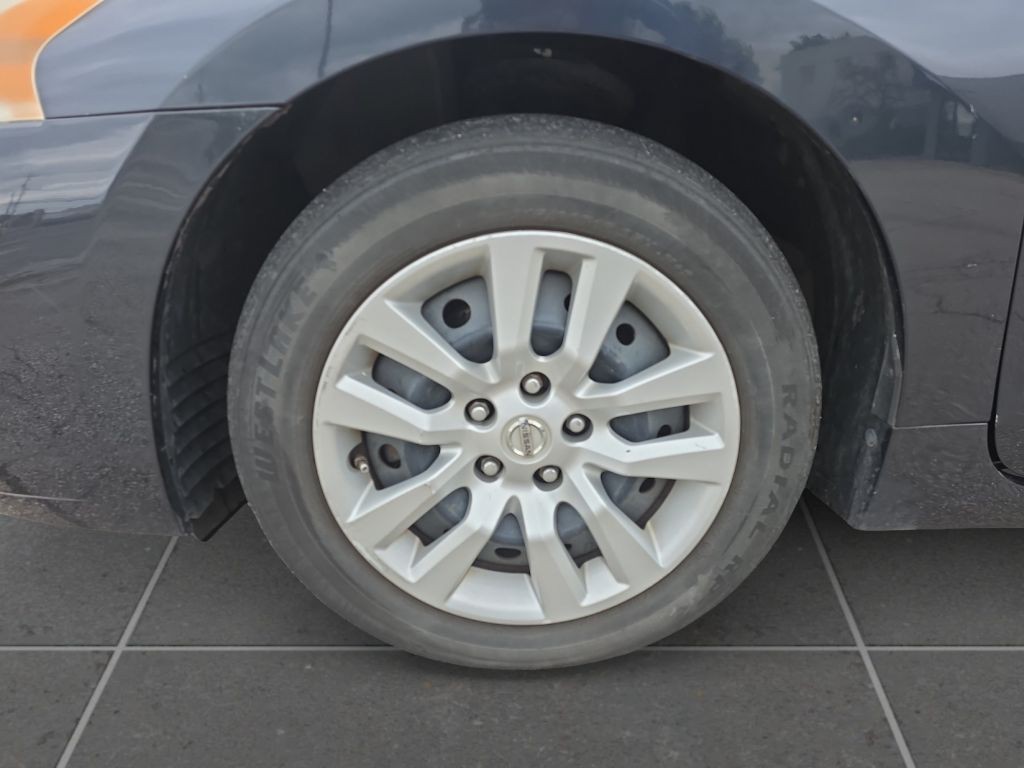 2013 Nissan Altima Image 9