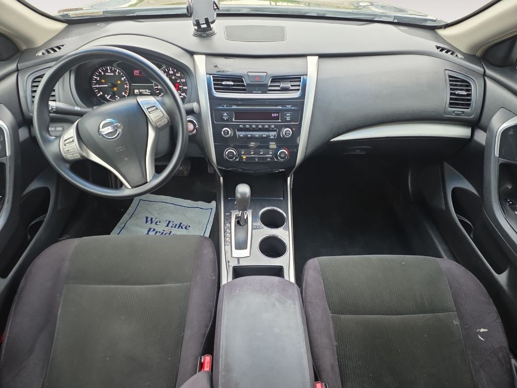 2013 Nissan Altima Image 10