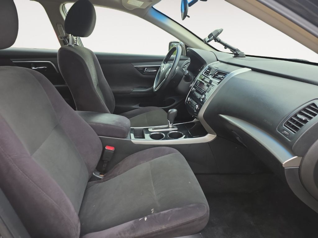 2013 Nissan Altima Image 14
