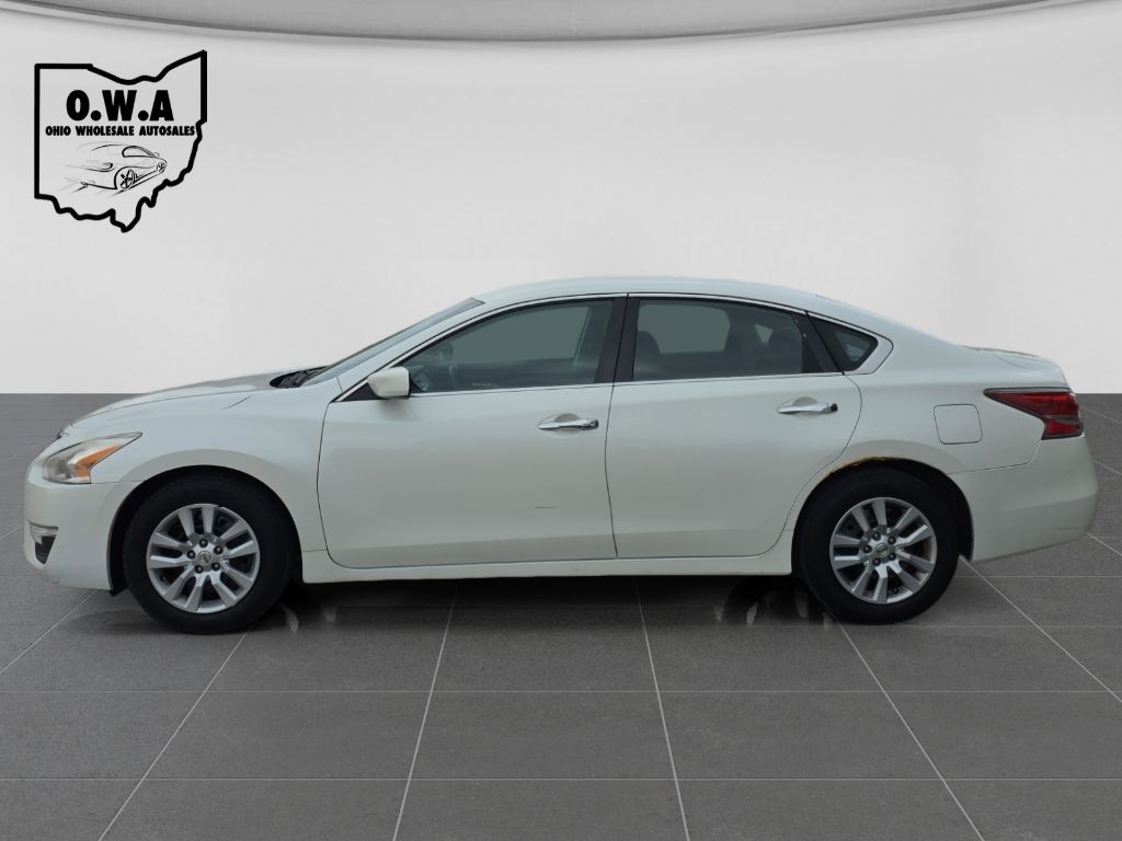 2014 Nissan Altima Image 4