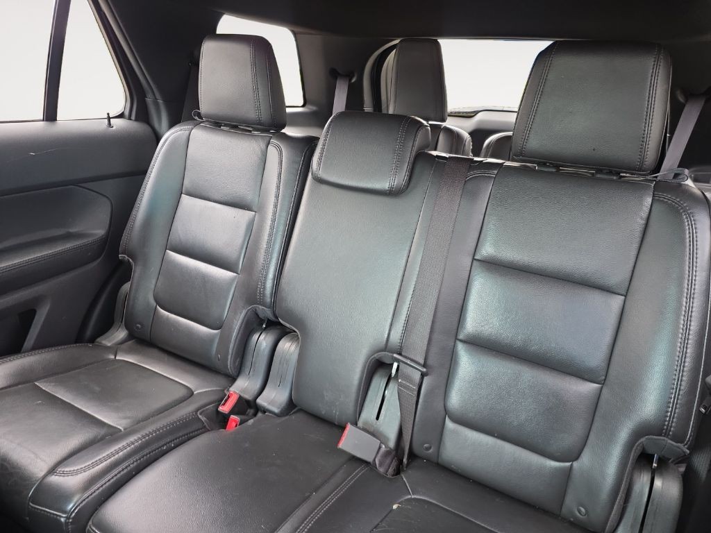 2013 Ford Explorer Image 14
