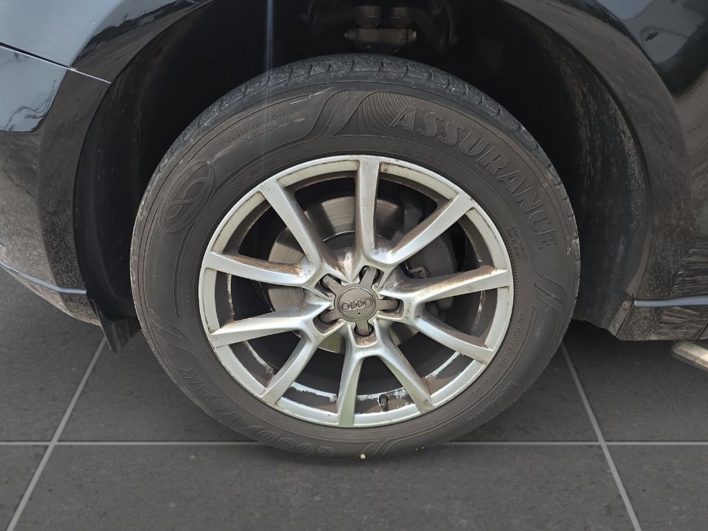 2010 Audi Q5 Image 9