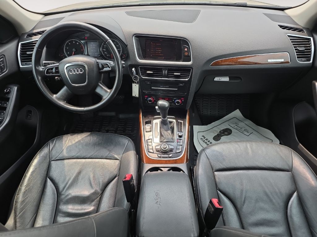 2010 Audi Q5 Image 10