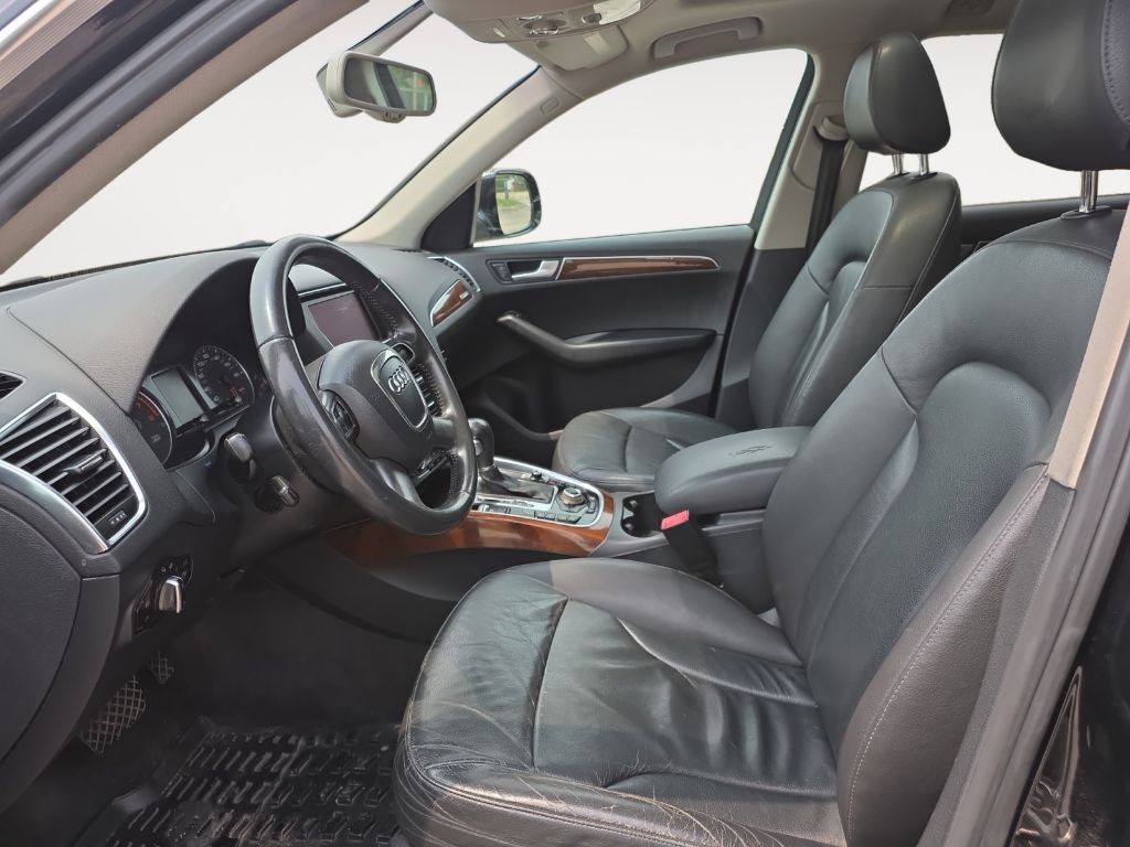 2010 Audi Q5 Image 13