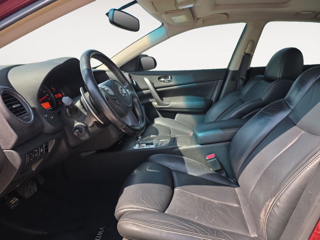 2011 Nissan Maxima Image 13