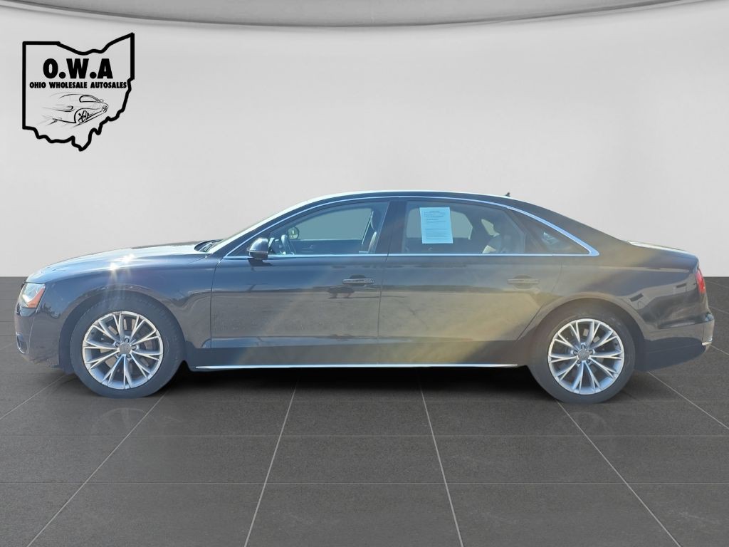2012 Audi A8 Image 4