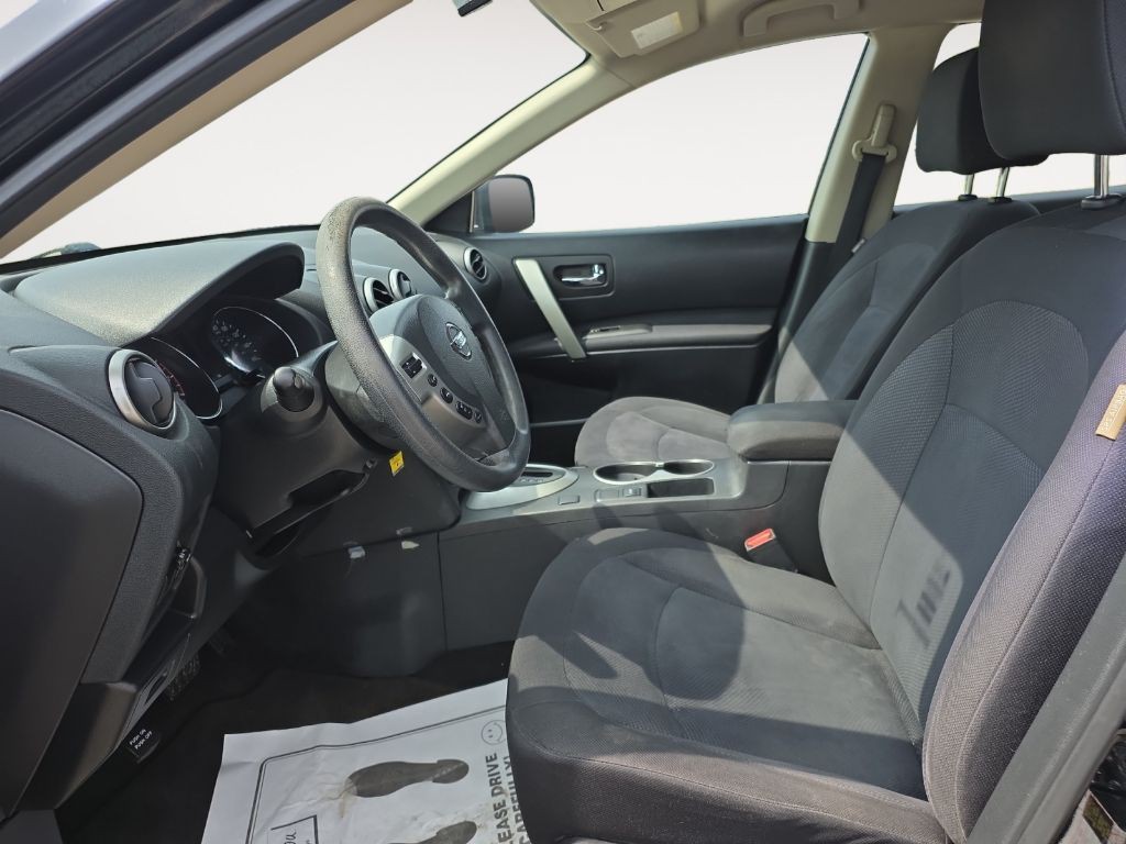 2015 Nissan Rogue Image 13