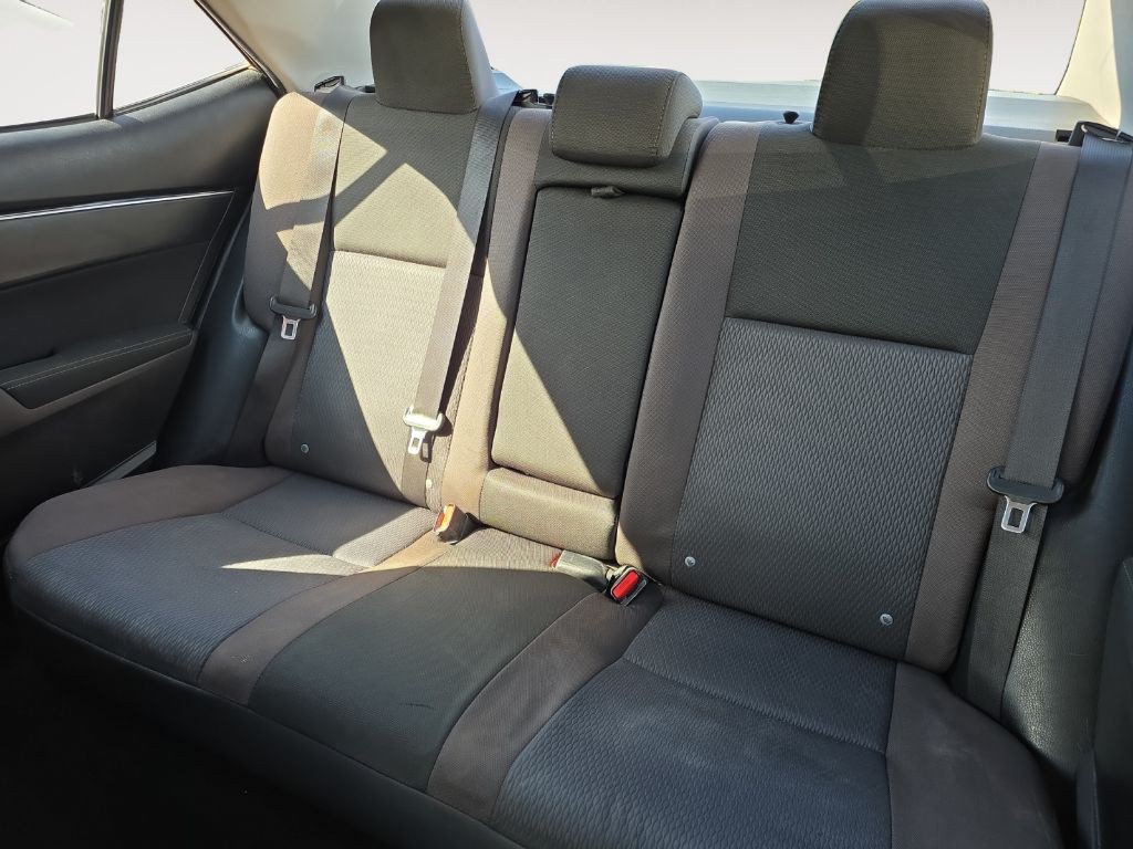 2017 Toyota Corolla Image 15