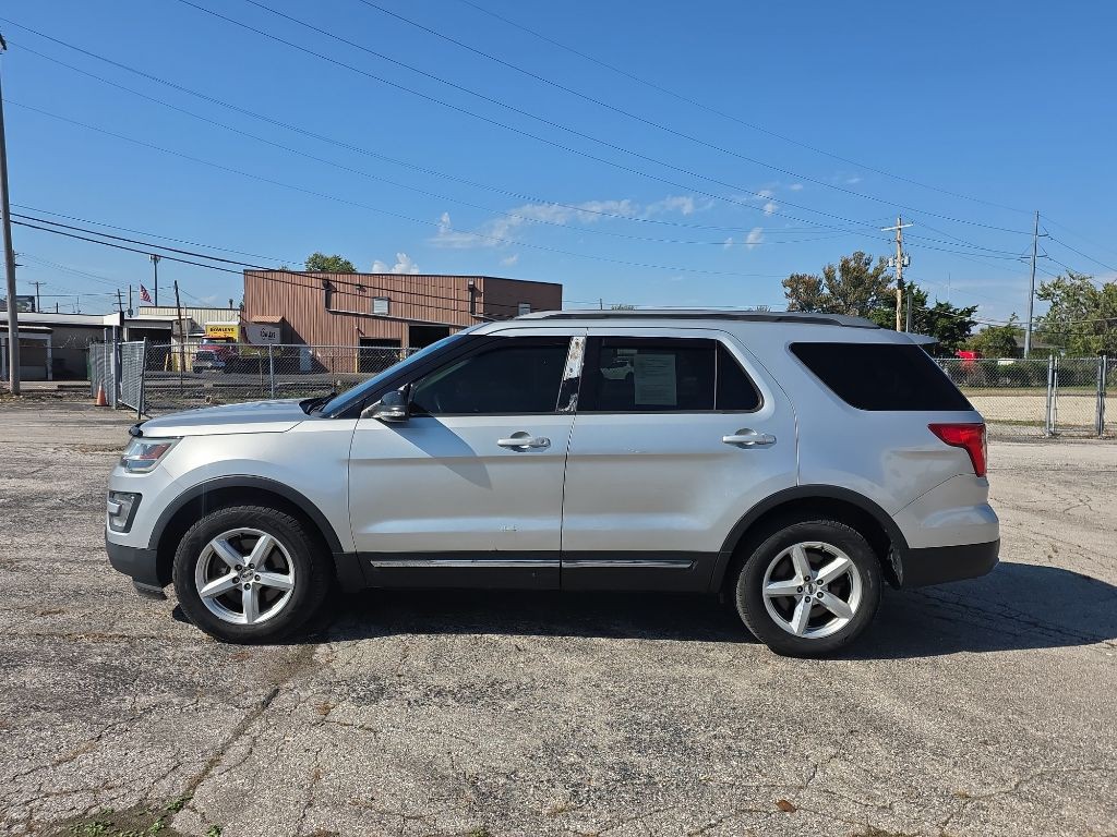 2017 Ford Explorer Image 5