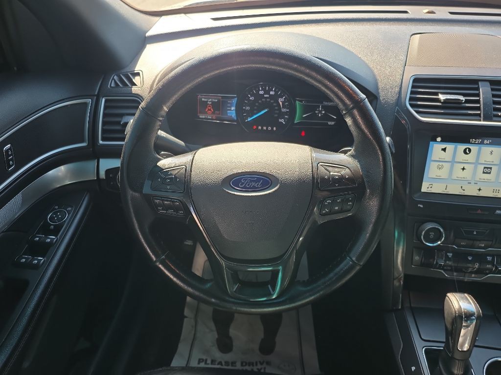 2017 Ford Explorer Image 11