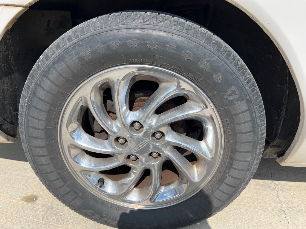 1998 Lincoln Mark VI Image 11