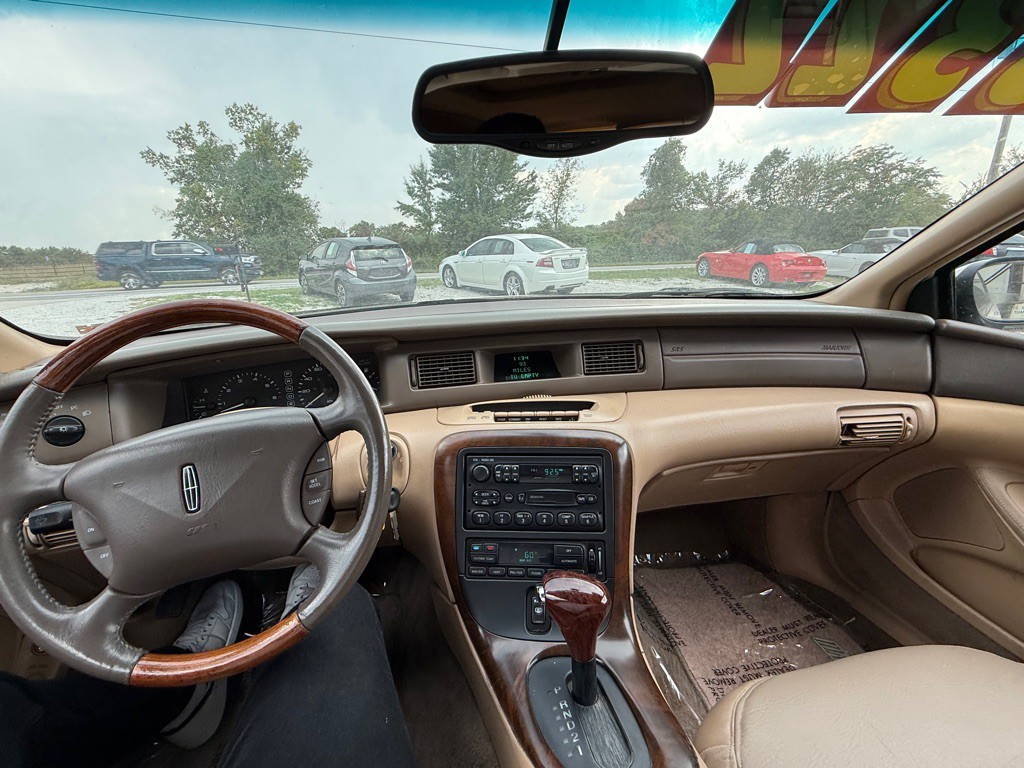 1998 Lincoln Mark VI Image 35