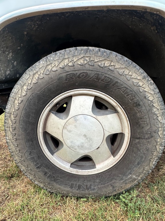 1998 Chevrolet C/K Image 6