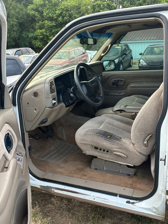 1998 Chevrolet C/K Image 7