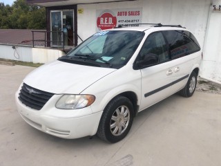 Image for 2005 Chrysler Town & Country  ID: 6823526