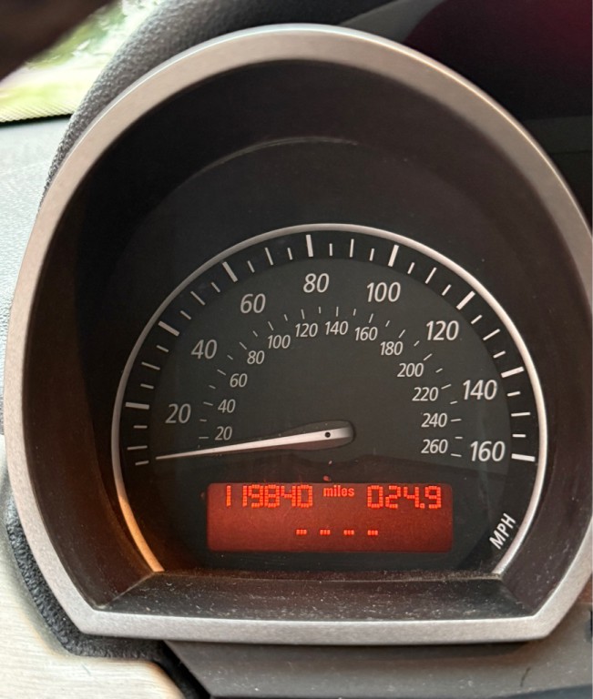 2004 BMW Z4 Image 9