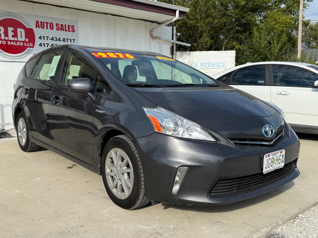 2014 Toyota Prius Image 2