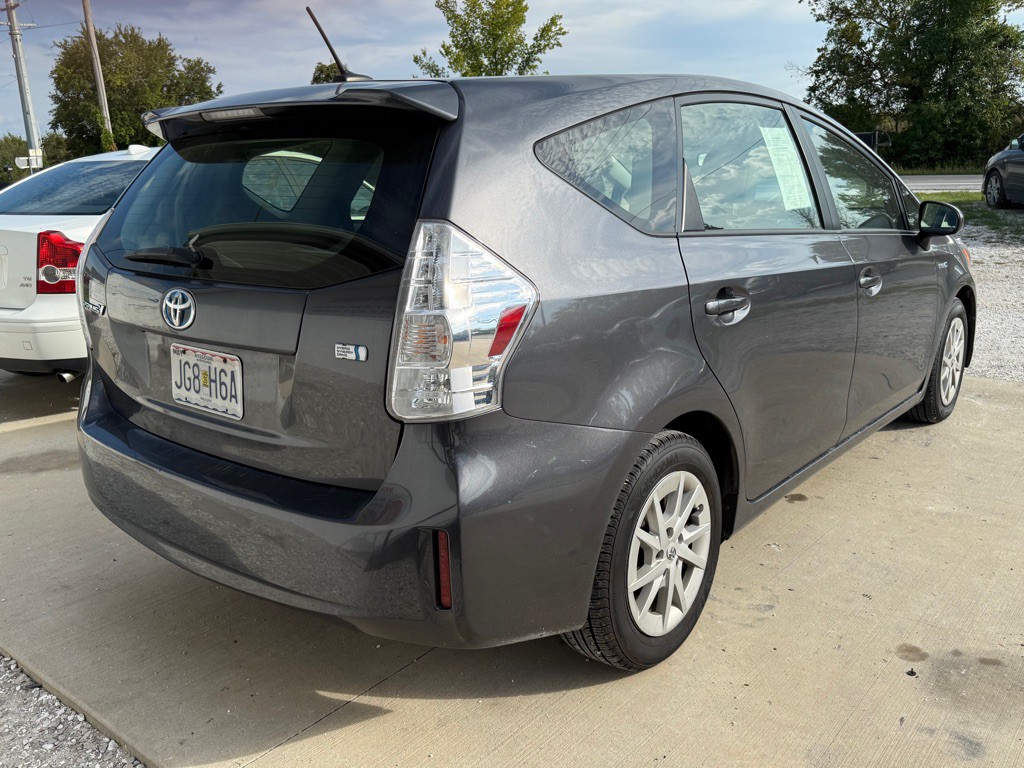2014 Toyota Prius Image 7
