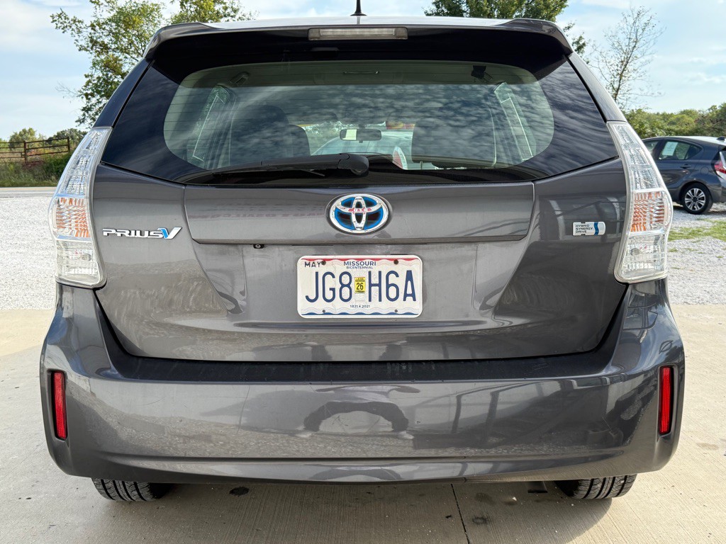 2014 Toyota Prius Image 8