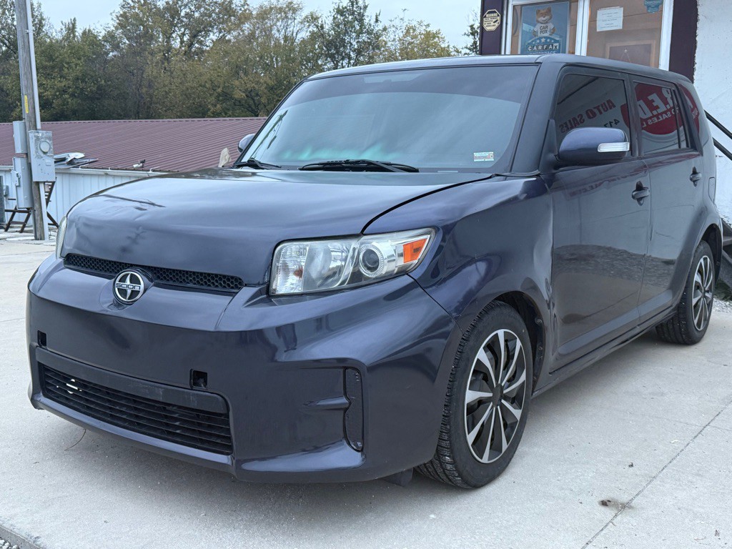 2012 Scion xB Image 1