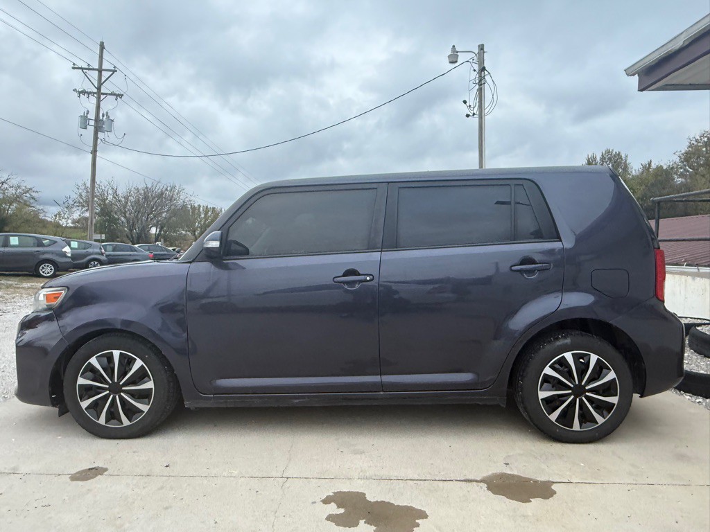 2012 Scion xB Image 4