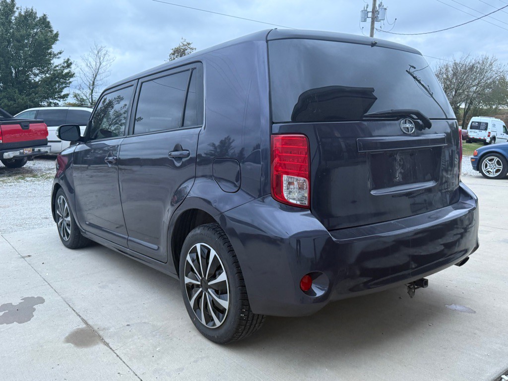 2012 Scion xB Image 6