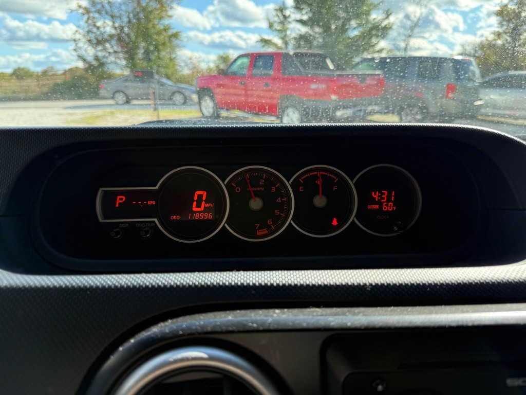 2012 Scion xB Image 11