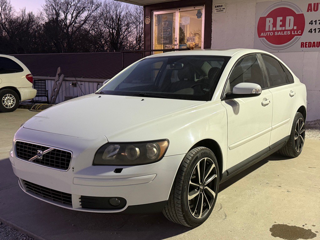 2007 Volvo S40 Image 1