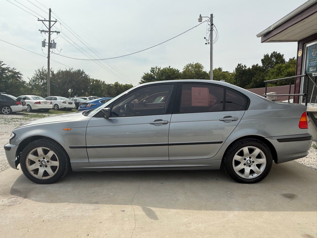 2004 BMW 3 Series Image 5