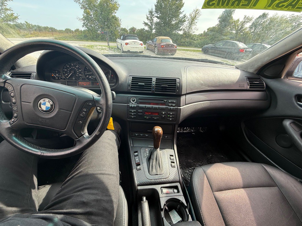 2004 BMW 3 Series Image 13