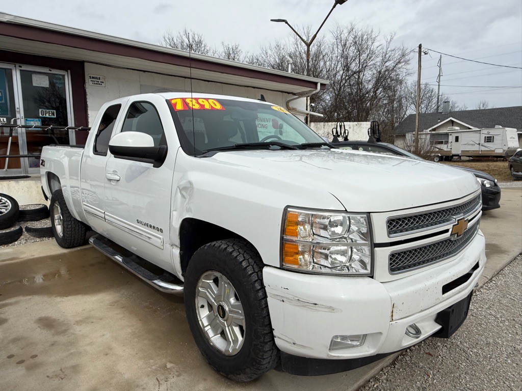 2013 Chevrolet Silverado 1500 Image 2