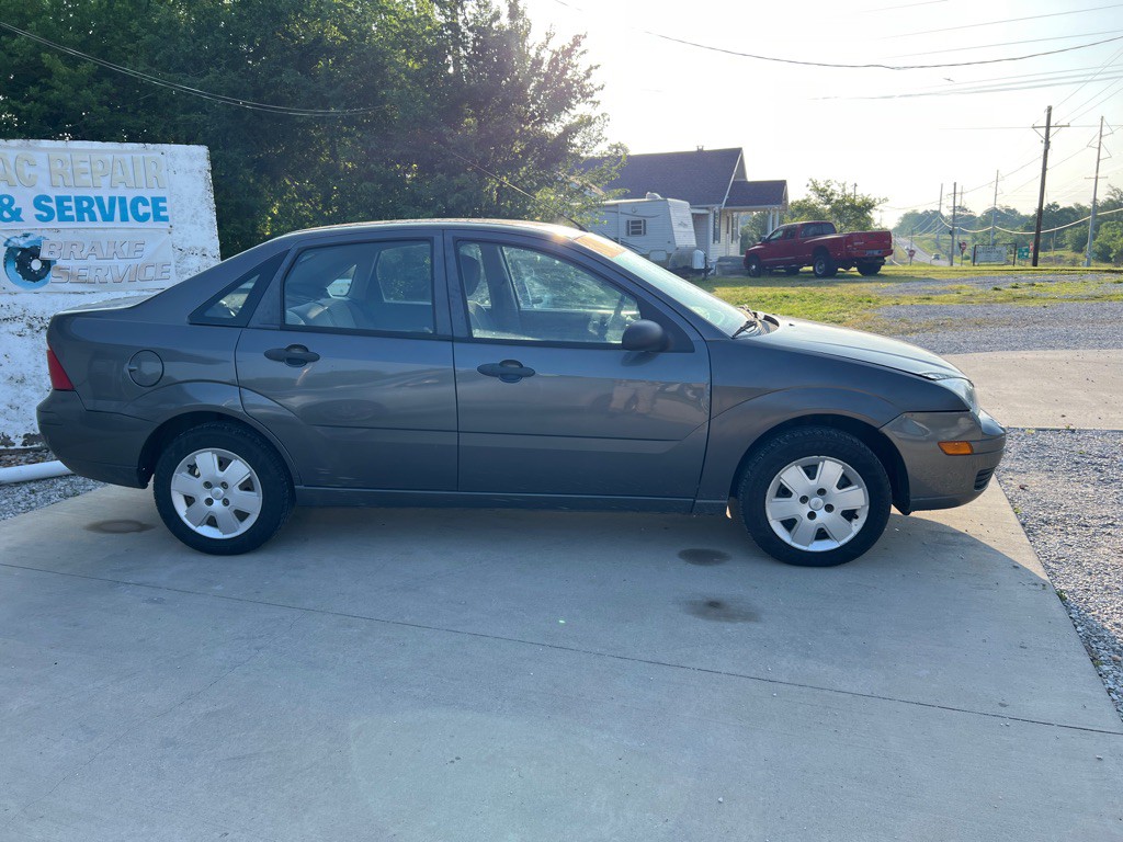 2007 Ford Focus Image 4