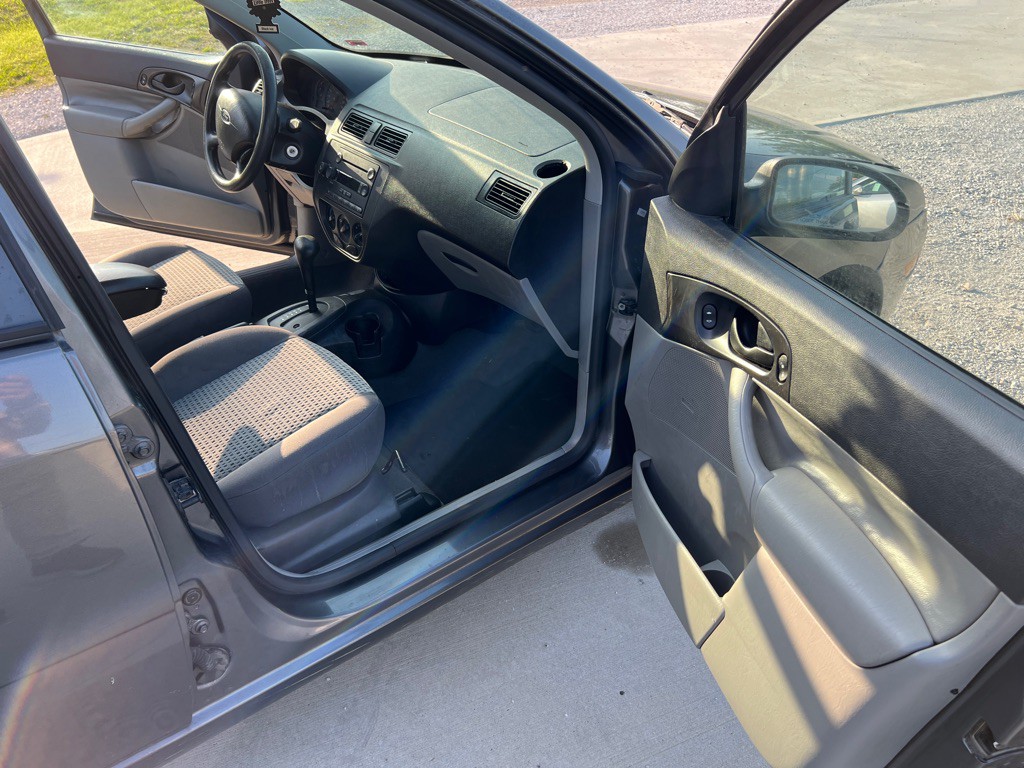 2007 Ford Focus Image 13