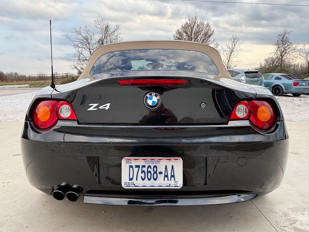 2003 BMW Z4 Image 12