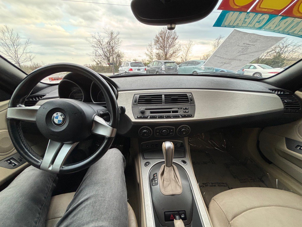 2003 BMW Z4 Image 15