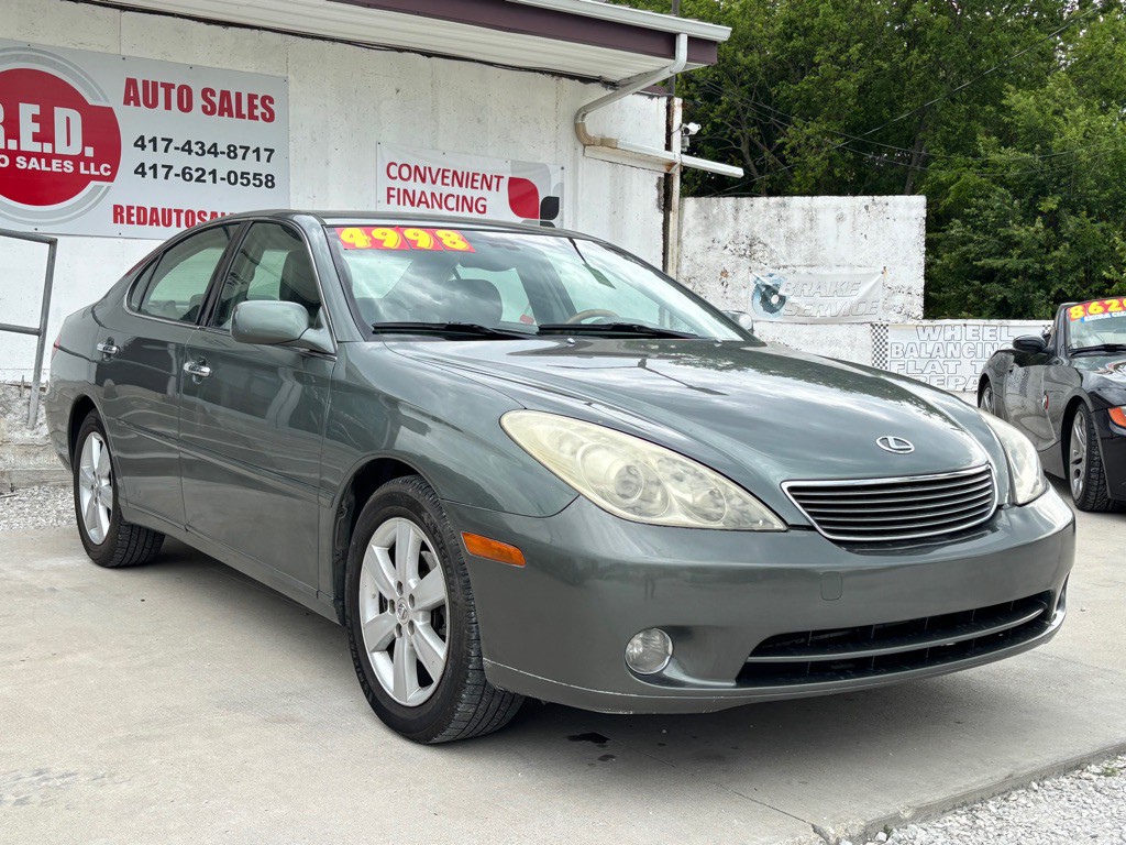 2005 Lexus ES Image 2